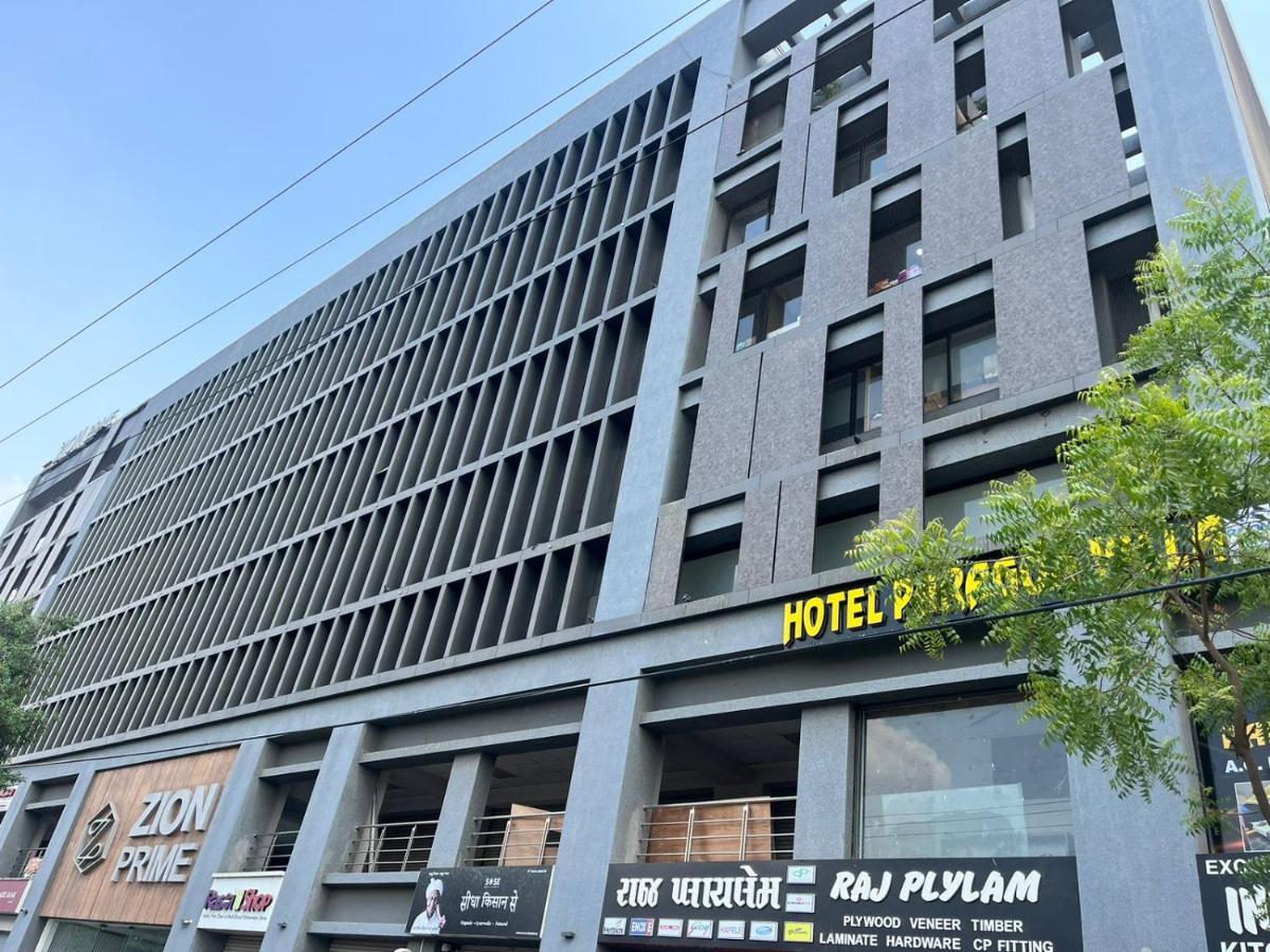 Hotel Paramount Villa Gandhinagar Dış mekan fotoğraf